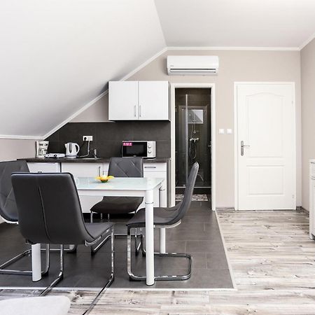 Gardi Apartman Szekszárd Eksteriør billede