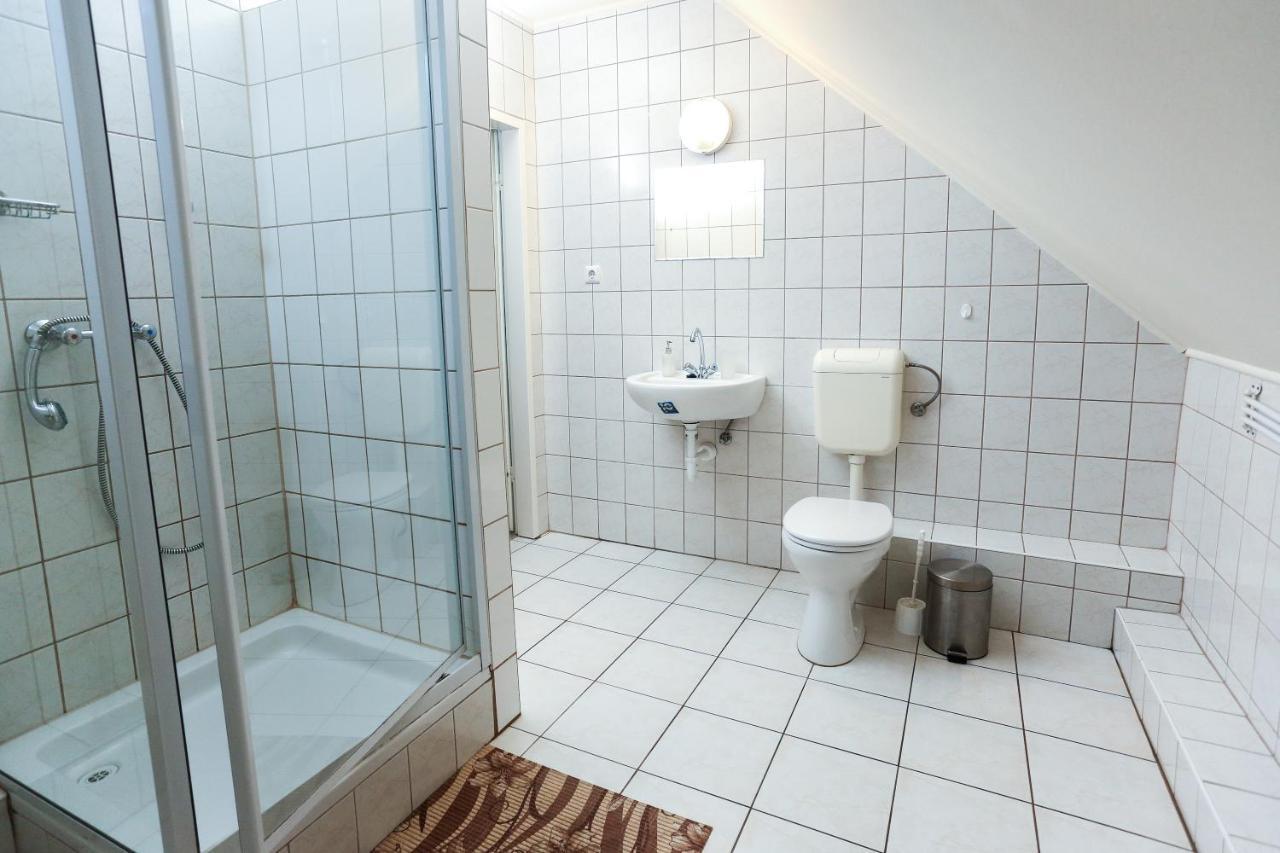 Gardi Apartman Szekszárd Eksteriør billede